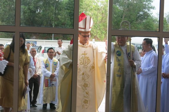 catholic church of divine mercy kkip