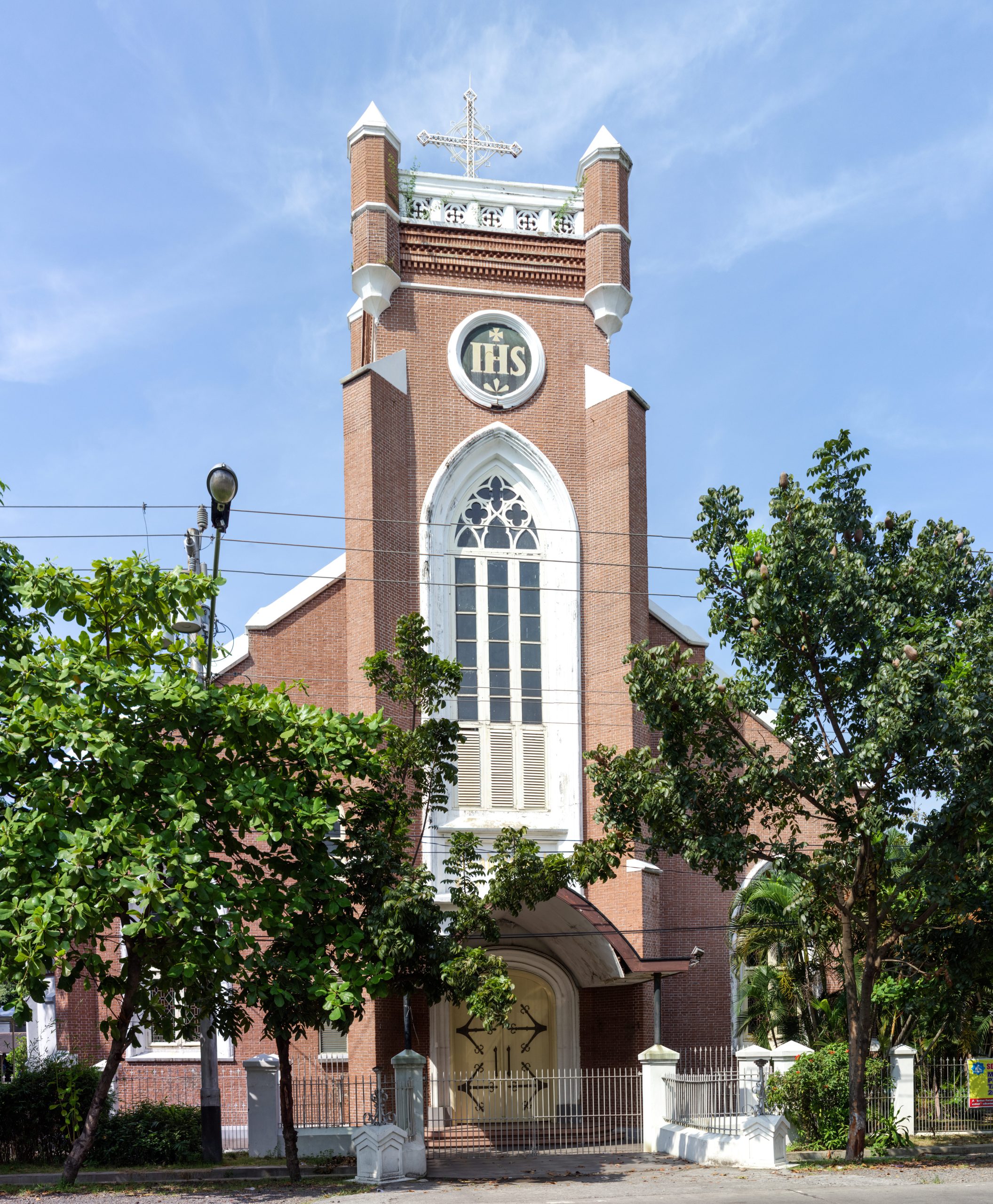 chapel katolik santo yusuf 1920 scaled