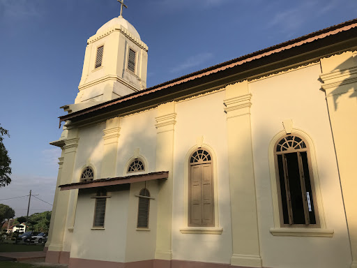 Gereja Katolik Saint Joseph Batu Gajah (1882) Gereja Katolik Saint Joseph Batu Gajah (1882)