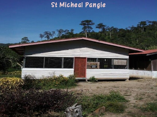 Gereja Katolik St Micheal Pangi