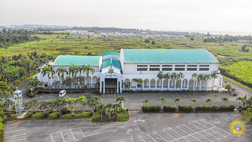 Church of Mater Dei, Lutong (1967)