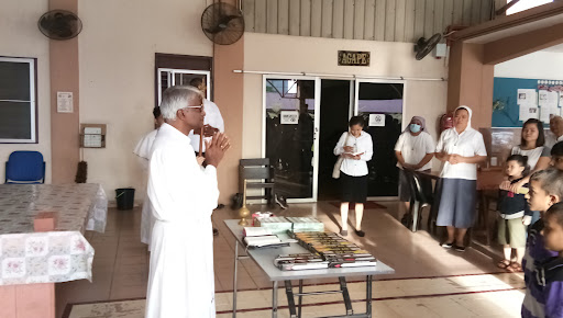 Gereja Santa Maria Fatima Ratu Rosari (1950)