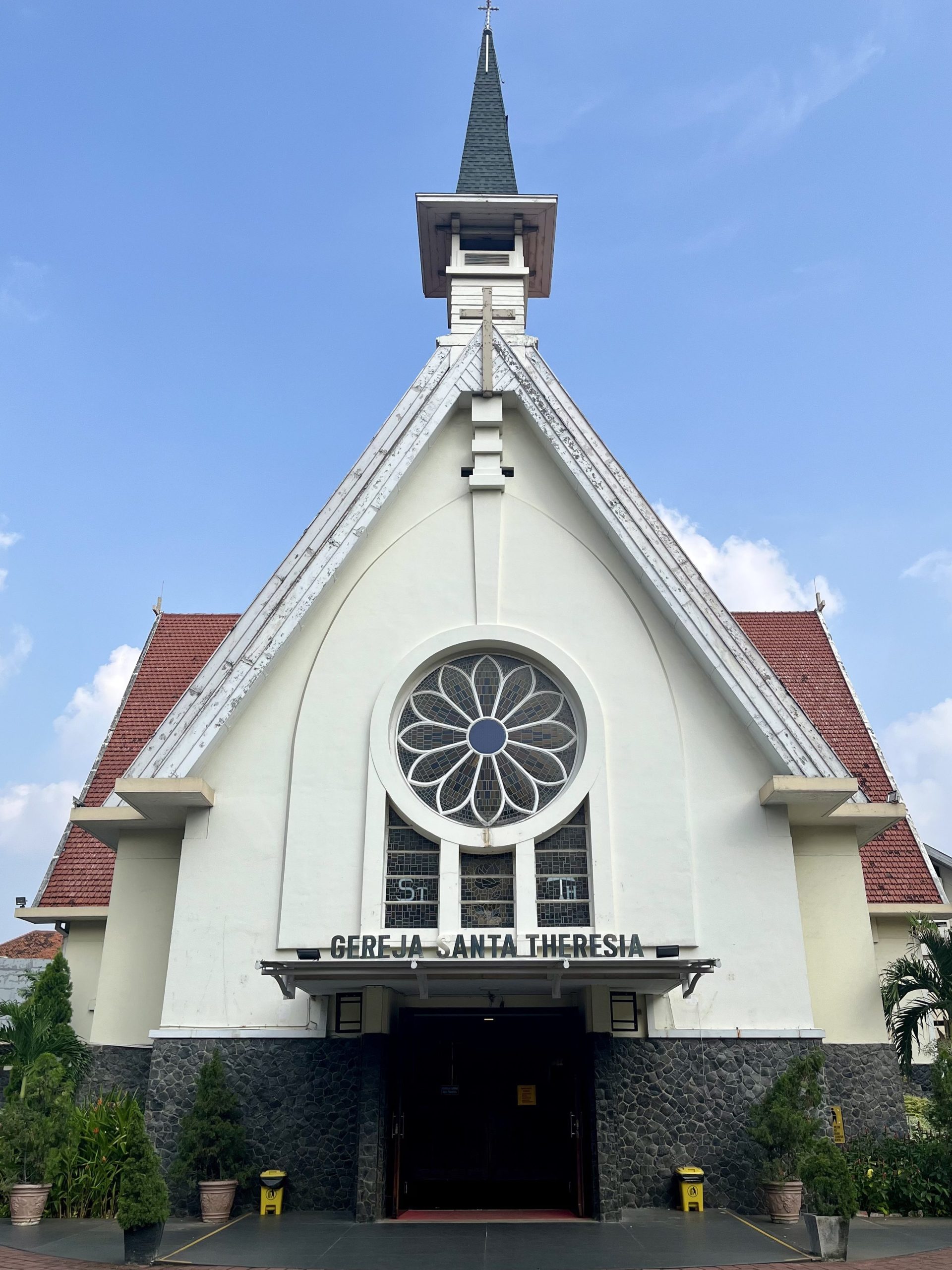 gereja katholik st theresa scaled