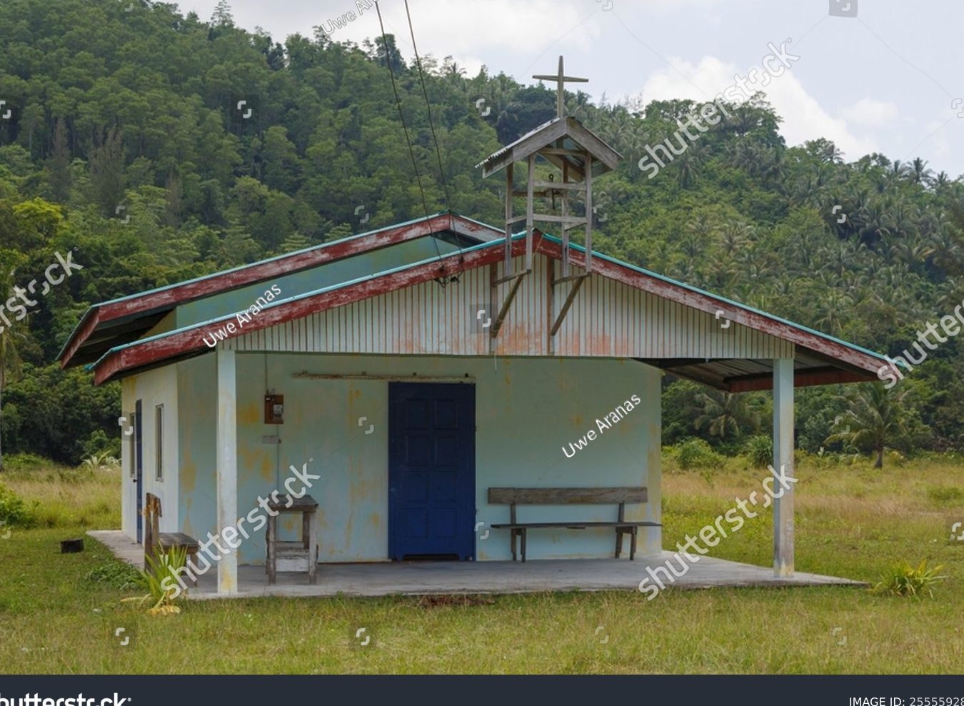 gereja pcs loro kecil