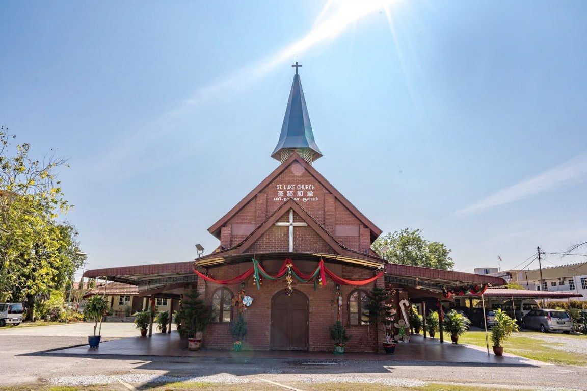 gereja st luke 1