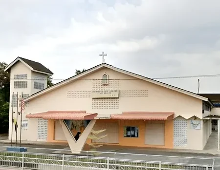 gereja terbaik di parit buntar