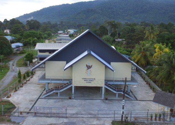 holy spirit catholic church lundu